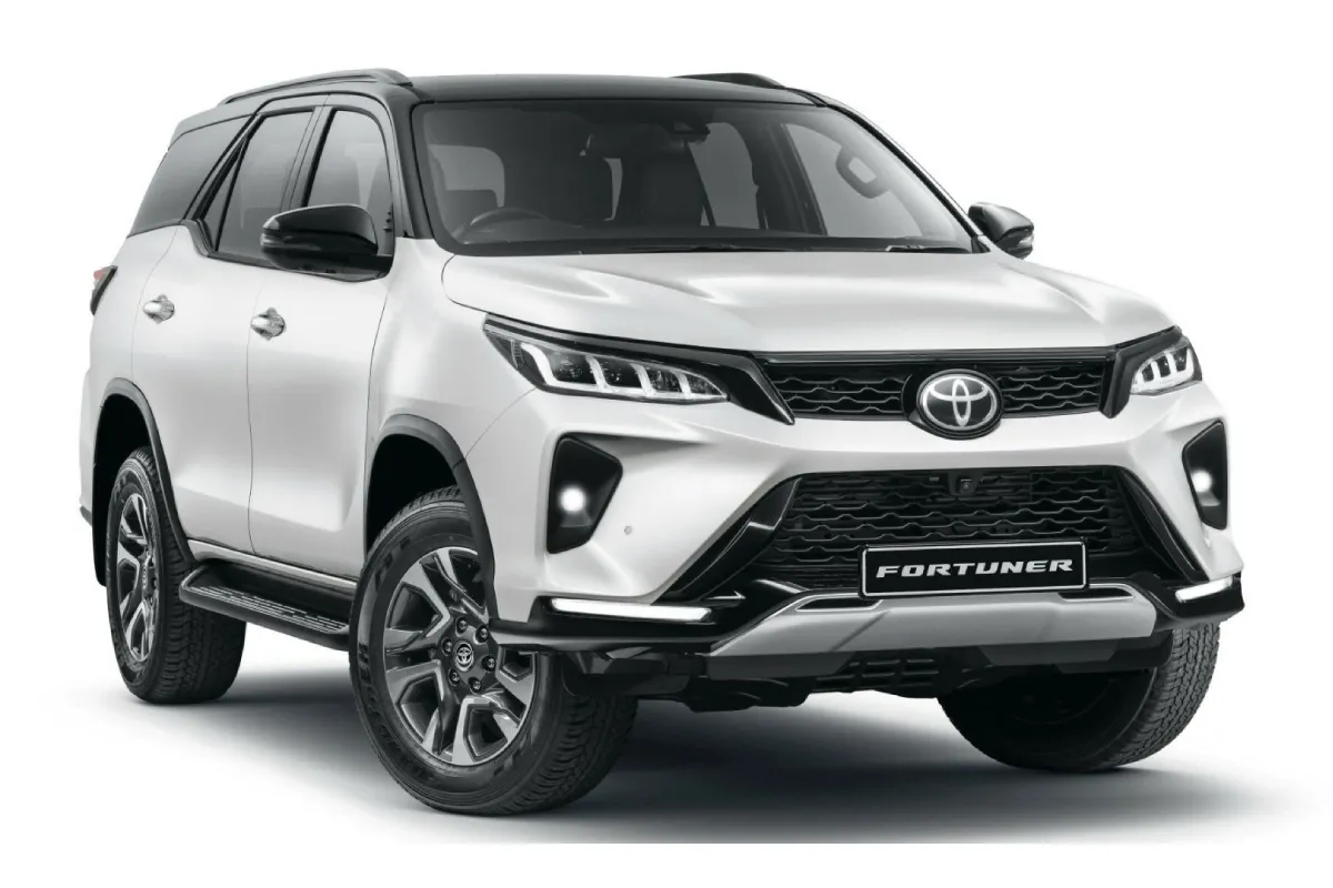 Toyota Fortuner GD6 4x4 SUV for hire in Victoria Falls Zimbabwe — self-drive safari